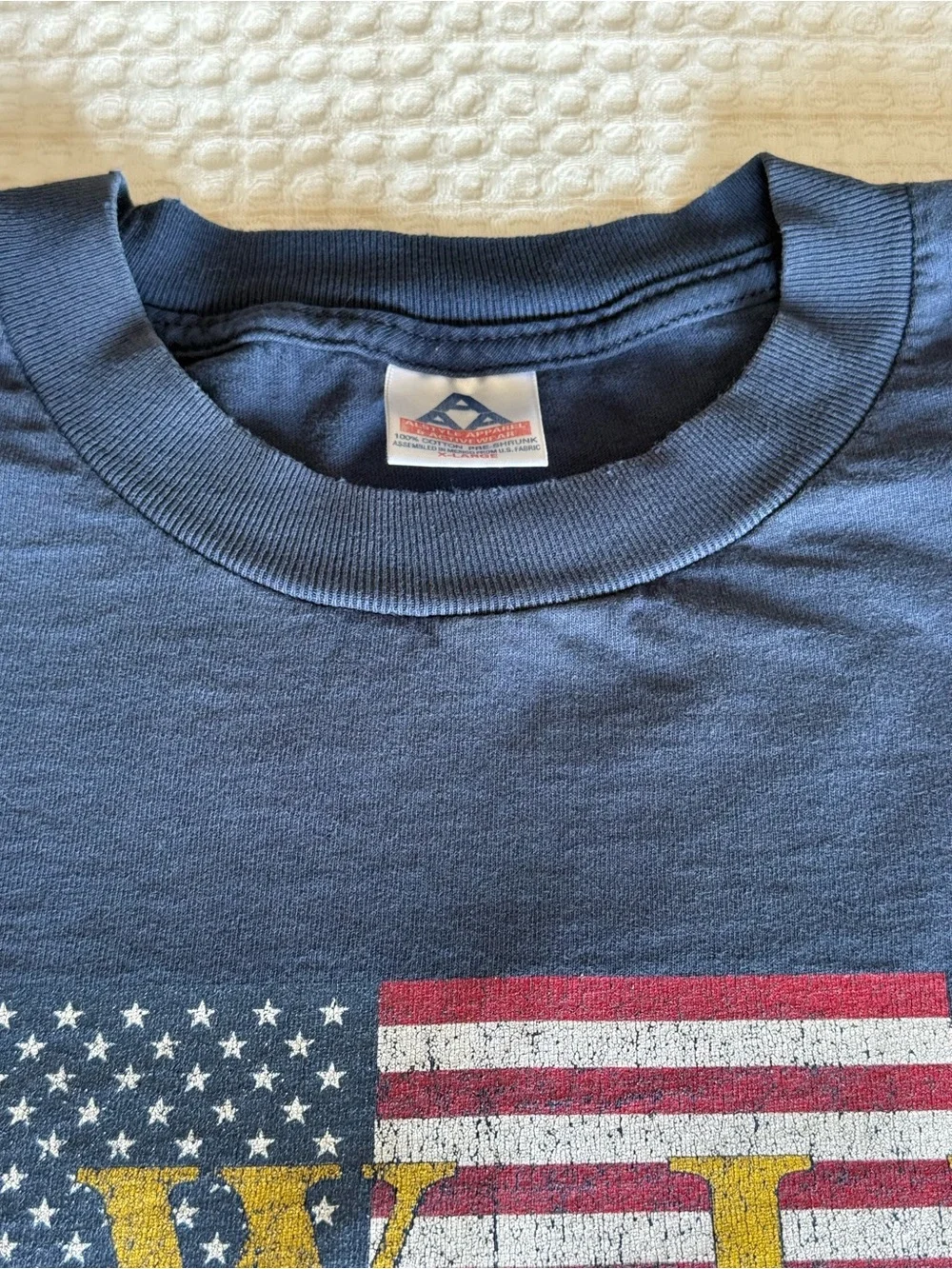 Vintage 1998 America WWJD Tee American Flag what would Jesus do 4th of July USA - Picture 2 of 3
